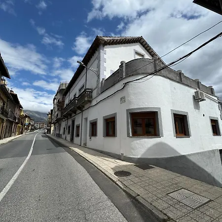 Casa Buganvilla De Gredos Mombeltrán